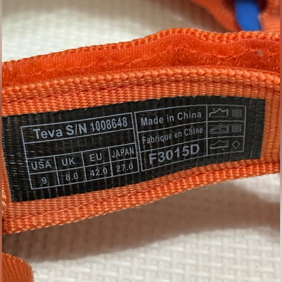 Teva Velcro Sandals Ladies Size 9 - like new! - Picture 6 of 7